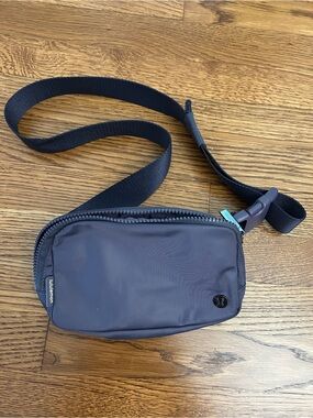 lululemon athletica purple Crossbody belt Bag